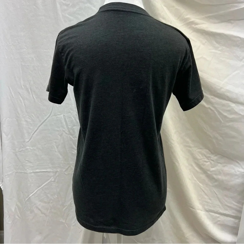 Dark grey graphic tee. - Picture 7 of 9